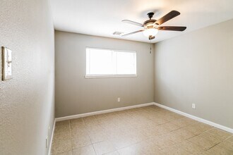 3635 Lost Oak Dr in Spring, TX - Building Photo - Building Photo