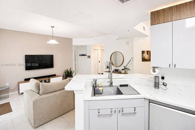 8940 NE 8th Ave in Miami Shores, FL - Building Photo - Building Photo