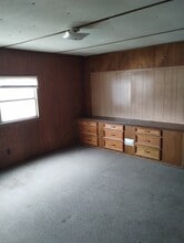 82 Private Rd 2000 in Uvalde, TX - Building Photo - Building Photo