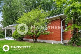3005 Rockford Ln in Louisville, KY - Building Photo - Building Photo