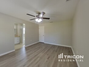 20825 Marlin St in Orlando, FL - Building Photo - Building Photo