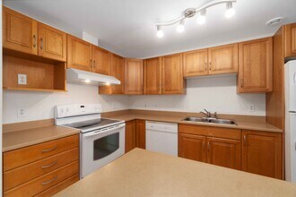 10 Horizon Ct in Dartmouth, NS - Building Photo - Building Photo