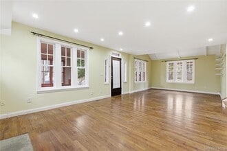 62 Van Wyck St in Croton-on-Hudson, NY - Building Photo - Building Photo