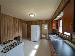 501 School St in Greenfield, IN - Building Photo - Building Photo