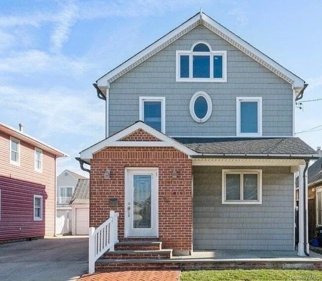property at 76 Coronado St