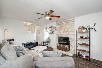 3503 Larchmont Cove in Austin, TX - Building Photo - Building Photo