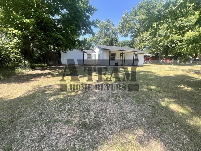property at 119 E Golden Oaks Dr