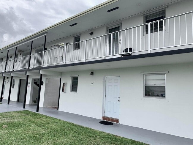 property at 1113 Lake Terrace