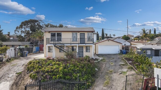 30-32 Laurel Ave in National City, CA - Building Photo - Building Photo