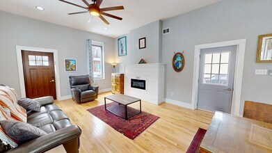 132 Winkler St in Cincinnati, OH - Building Photo - Building Photo