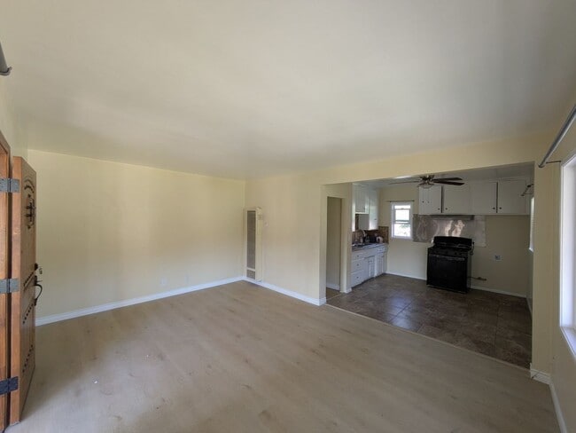 1437 E Maple St in Glendale, CA - Building Photo - Building Photo