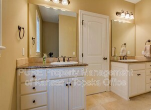 3707 Tucker Trail in Lawrence, KS - Building Photo - Building Photo