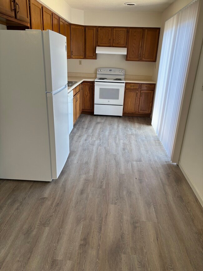 209 Damon Dr in Vincennes, IN - Building Photo - Building Photo