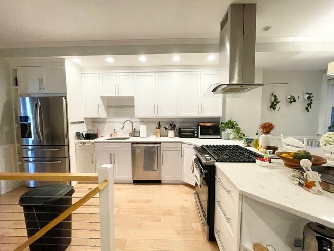 102 Buttonwood St, Unit 2BB in Boston, MA - Building Photo - Building Photo