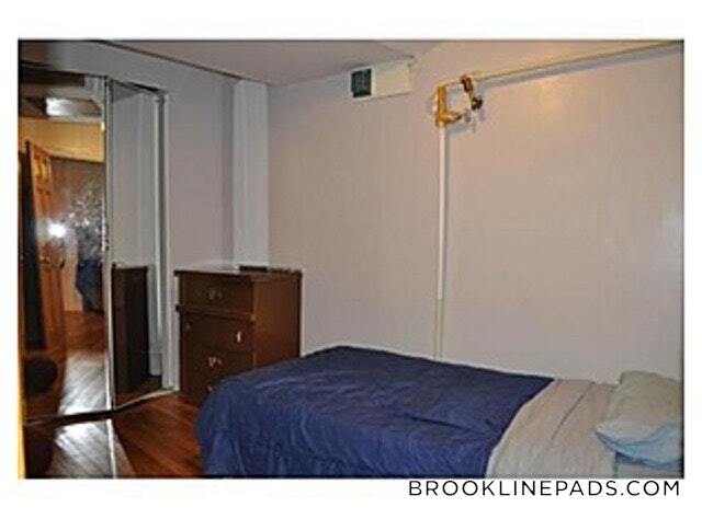 63 Parkman St in Brookline, MA - Foto de edificio - Building Photo