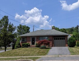 1 Grampian Blvd in Williamsport, PA - Building Photo