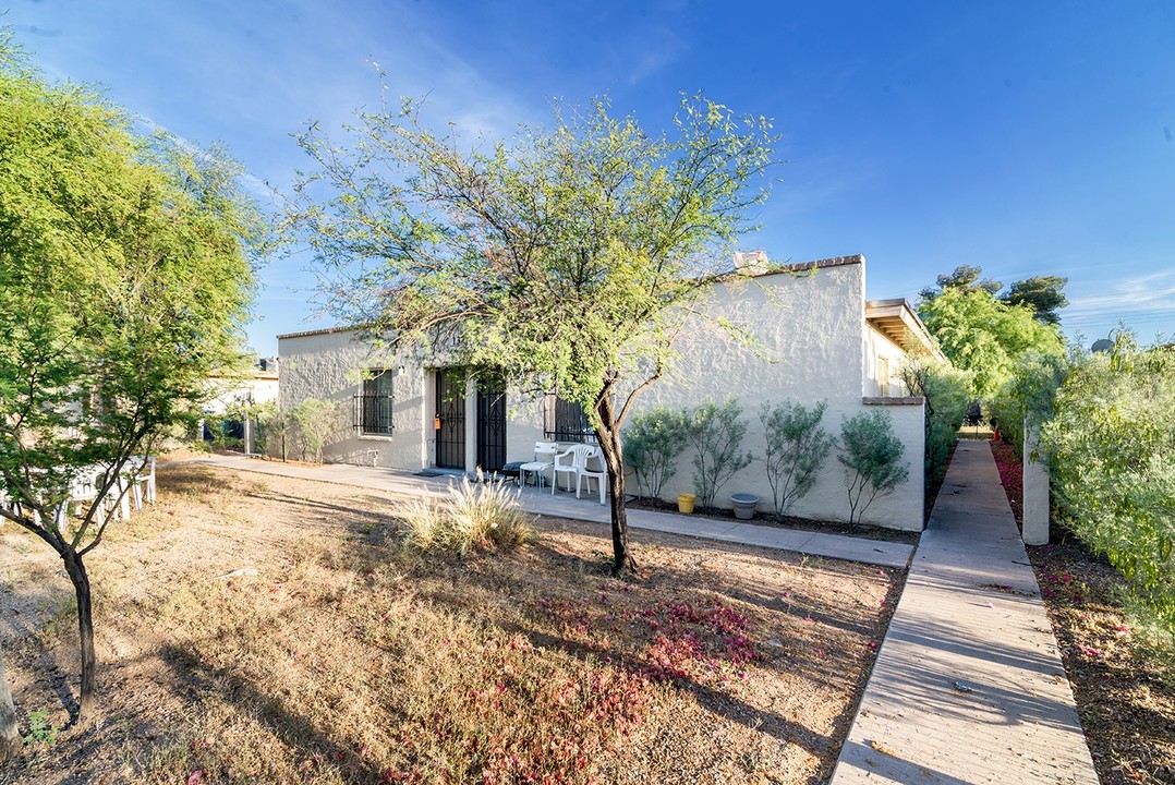 1321 W 5th St in Tempe, AZ - Building Photo