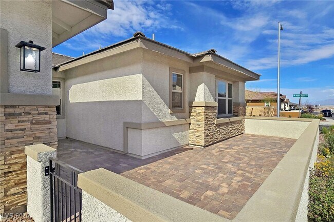 701 Monroe Hl Pl in Henderson, NV - Building Photo - Building Photo