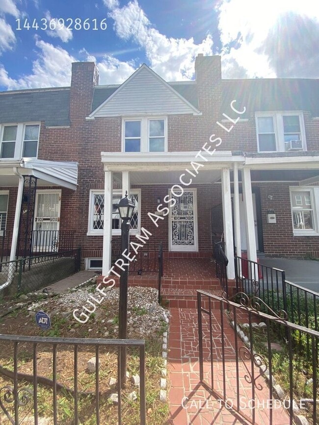 property at 2849 W Mulberry St