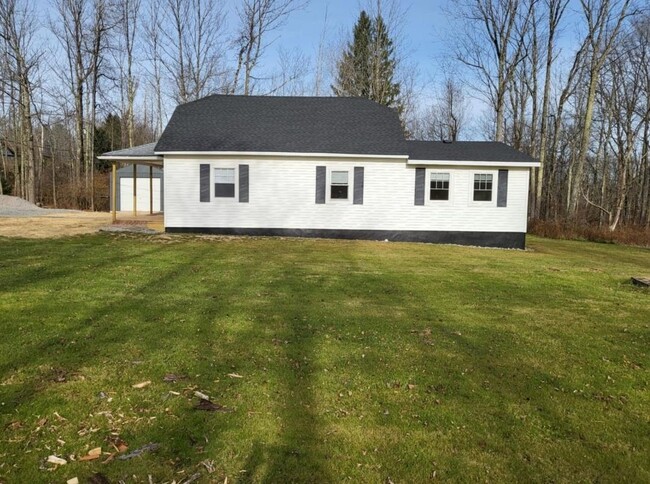 153 Upper Ferndale Rd in Liberty, NY - Building Photo - Building Photo