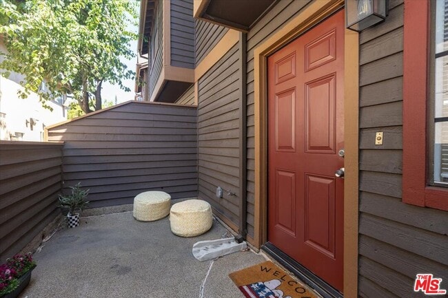 property at 319 Ohio St
