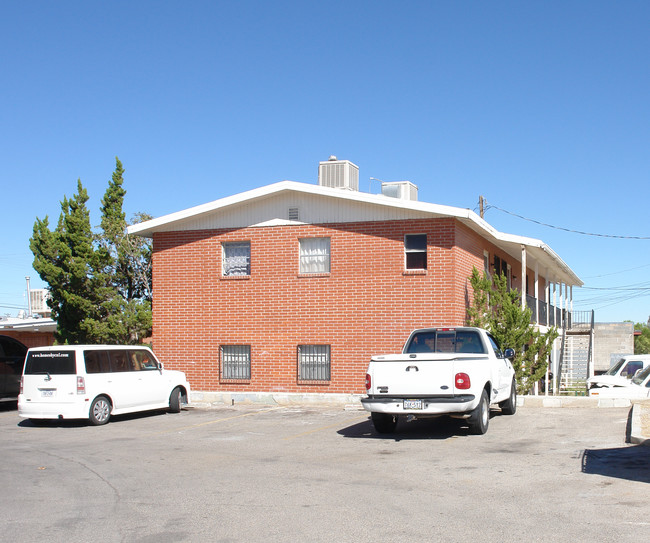 Building B in El Paso, TX - Building Photo - Building Photo