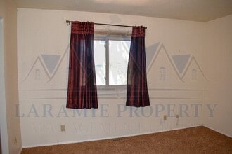 1366 N 19th St in Laramie, WY - Building Photo - Building Photo