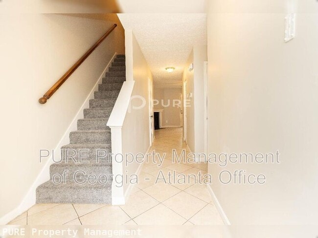 7208 Crestside Dr in Austell, GA - Building Photo - Building Photo