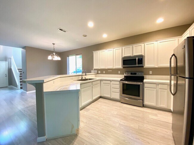 16305 SW Whistling Swan Ln in Beaverton, OR - Building Photo - Building Photo