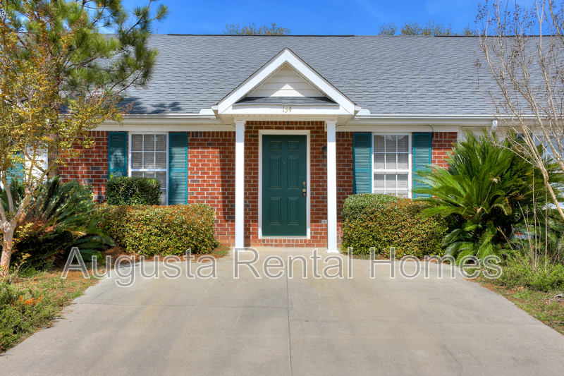 134 Ginkgo Ln in Grovetown, GA - Building Photo