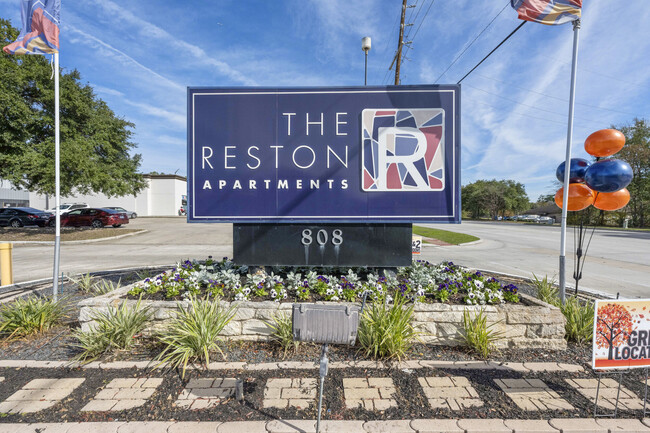 The Reston Apartments