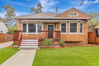 2280 Hanover St in Palo Alto, CA - Building Photo - Building Photo