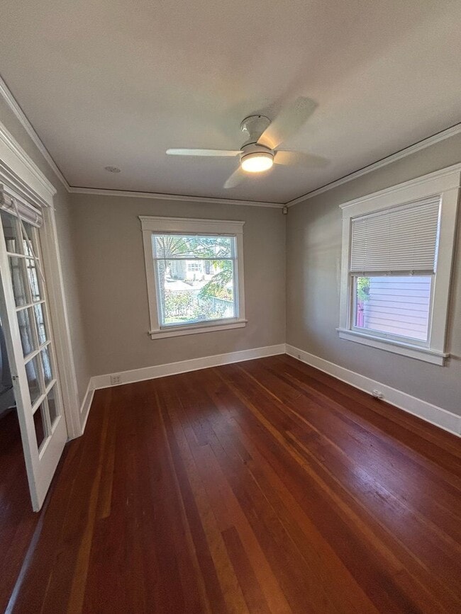 844 E Main St in Ventura, CA - Building Photo - Building Photo