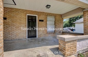 1502 Sycamore St in North Little Rock, AR - Foto de edificio - Building Photo