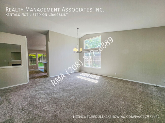 6250 S Peppertree Ave in Boise, ID - Building Photo - Building Photo