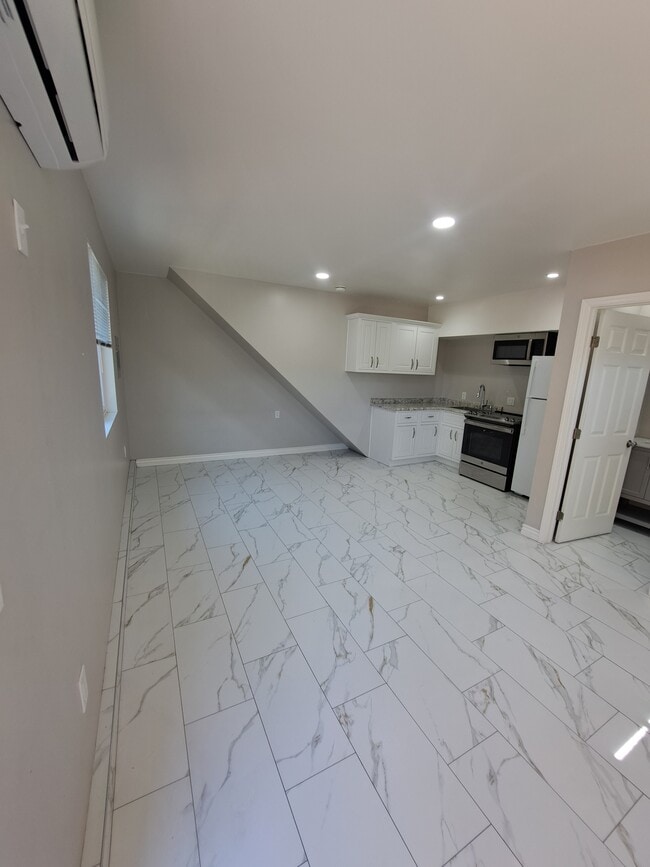 4666 Tango Way, Unit 2 in San Jose, CA - Foto de edificio - Building Photo