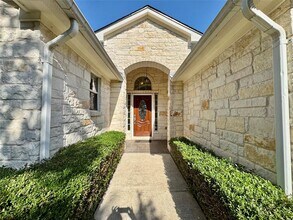 189 Donna Dr in Wimberley, TX - Building Photo - Building Photo