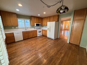 7379 Barnstable Pl in Riverside, CA - Building Photo - Building Photo