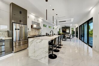 1611 NE 2nd Ave in Delray Beach, FL - Building Photo - Building Photo