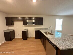 8167 Firetower Rd in Jacksonville, FL - Building Photo - Building Photo