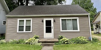 71 Rowland Ave in Mansfield, OH - Building Photo