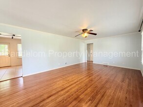 4249 E 25th Pl in Tulsa, OK - Building Photo - Building Photo