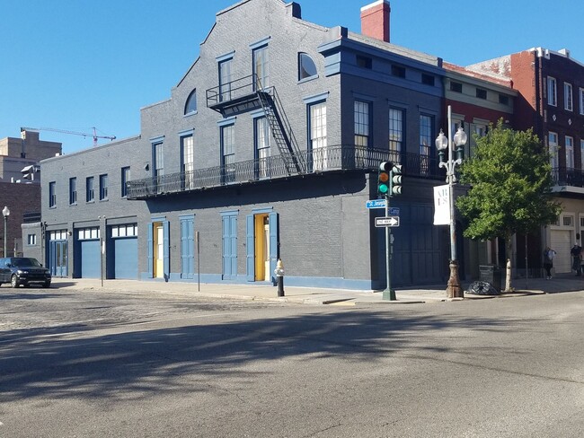 property at 867 Camp St