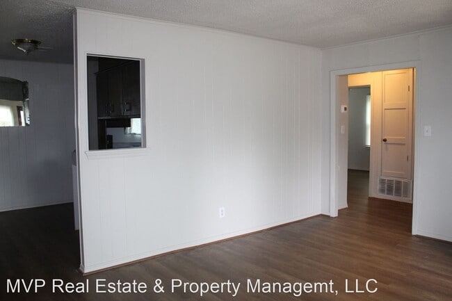 4525 SE 25th St photo'