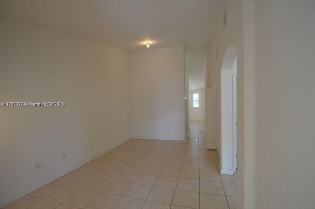 1661 SE 29th Ct in Homestead, FL - Building Photo - Building Photo