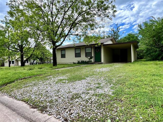 1612 Wayne St in Denton, TX - Building Photo - Building Photo