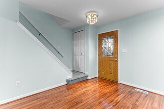 37643 Douglas Ct in Sterling Heights, MI - Building Photo - Building Photo