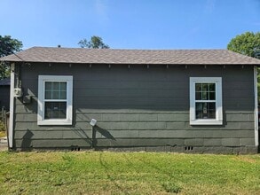 613 N Johnston Ave in Ada, OK - Building Photo - Building Photo