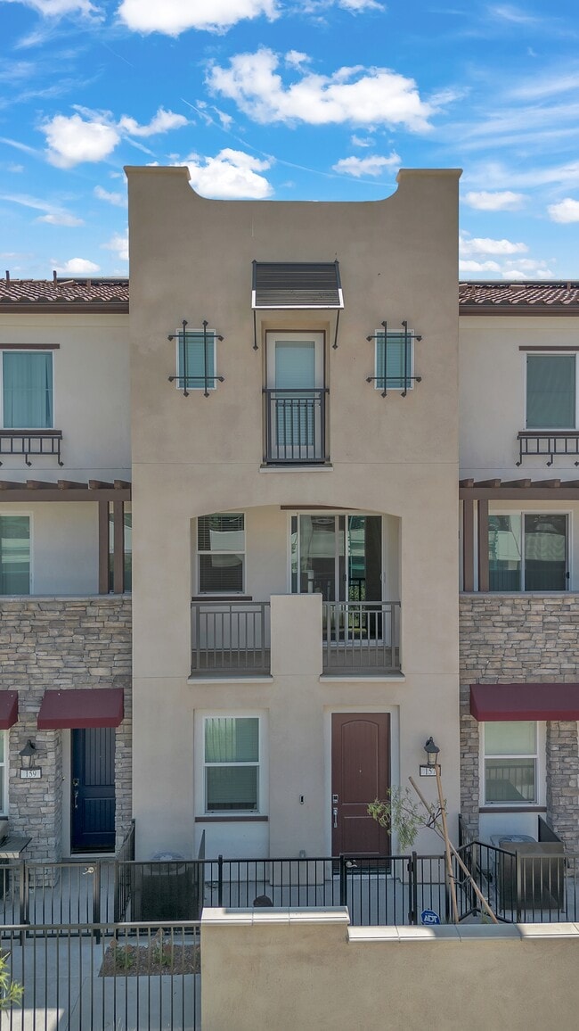 157 Dove Lndg in Covina, CA - Building Photo - Building Photo