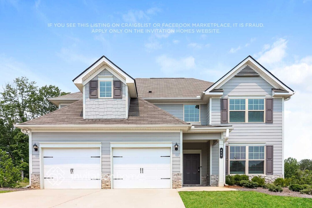 450 Wood Point Way in Dallas, GA - Building Photo